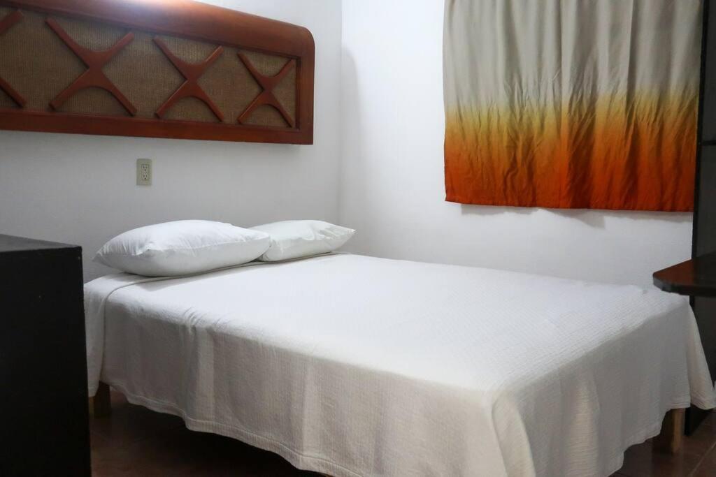 פוארטו ואלארטה Casa Aurora #2: Private Room In Excellent Location מראה חיצוני תמונה